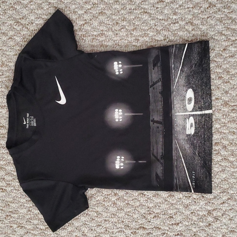 Nike athletic boys shirt